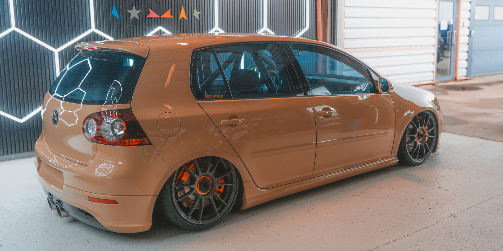 VW Golf Showbil efter afsluttet bilpolering og keramisk coating
